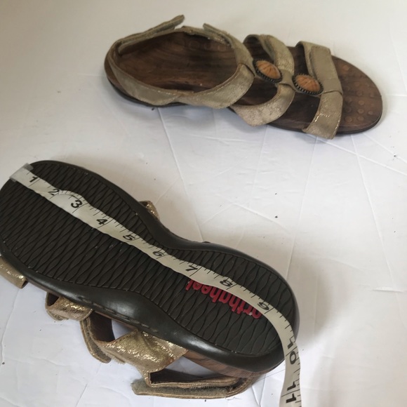 VIONIC Orthaheel Yasmin Metallic Gold Strappy Sandals Mules Slides Arch Support - Picture 14 of 15